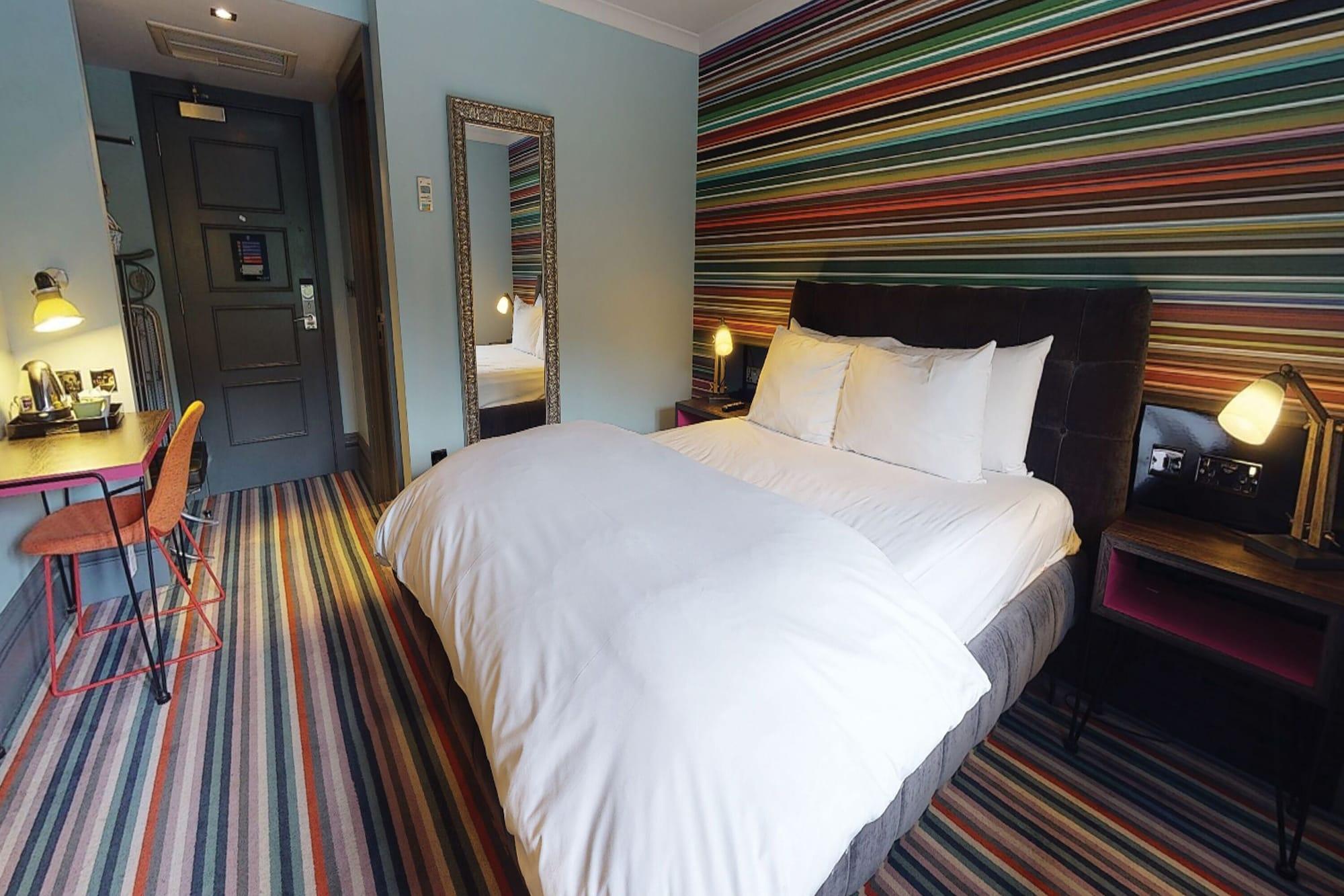 Village Hotel Warrington Eksteriør bilde